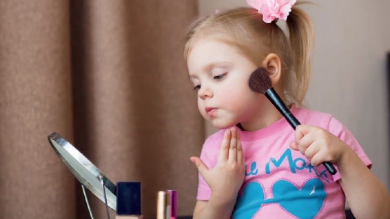 Foto - Çocuklarda makyaj tehlikesi: 7 yaşa indi