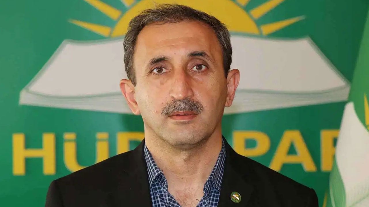Foto - Çocuklarımız saldırı altında! Hem paramızı alıp hem çıplaklığı dayatıyorlar…