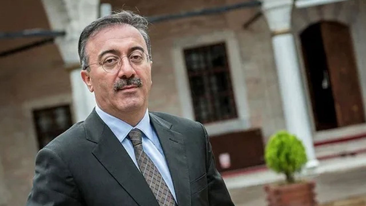 Foto - Çocuklarımız saldırı altında! Hem paramızı alıp hem çıplaklığı dayatıyorlar…