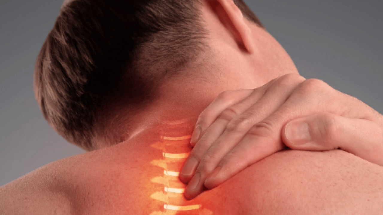 Foto - Çok büyük hastalıklara sebebiyet verebilir! Skolyoz uyarısına kulak verin...