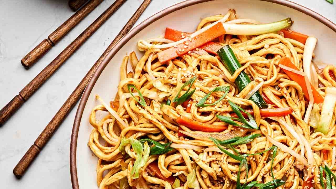 Foto - Çok ciddi yan etkileri var: Noodle yemek felç ve kanser riskini arttırıyor! Bilmeniz gereken her şey