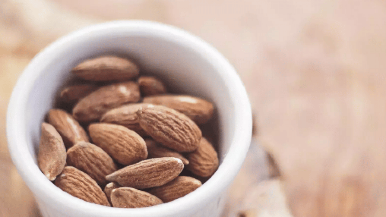 Çok fazla badem tüketilirse ne olur? Badem, süt yağ, un ve macun...