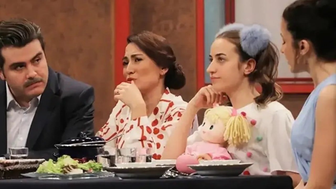 Foto - Çok Güzel Hareketler infiale neden oldu: Özür mesajı paylaşıp yayından kaldırdılar