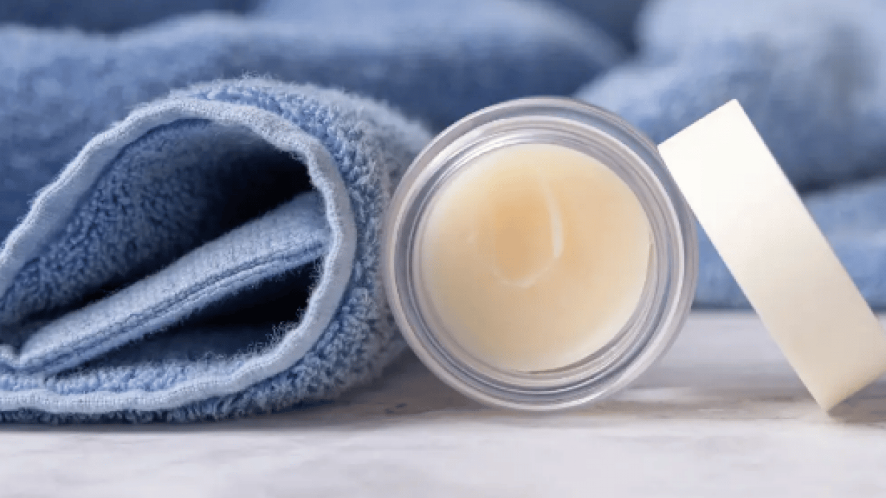 Foto - Çok konuşulacak bir tartışma konusu daha! Vazelin tüylenme yapar mı?