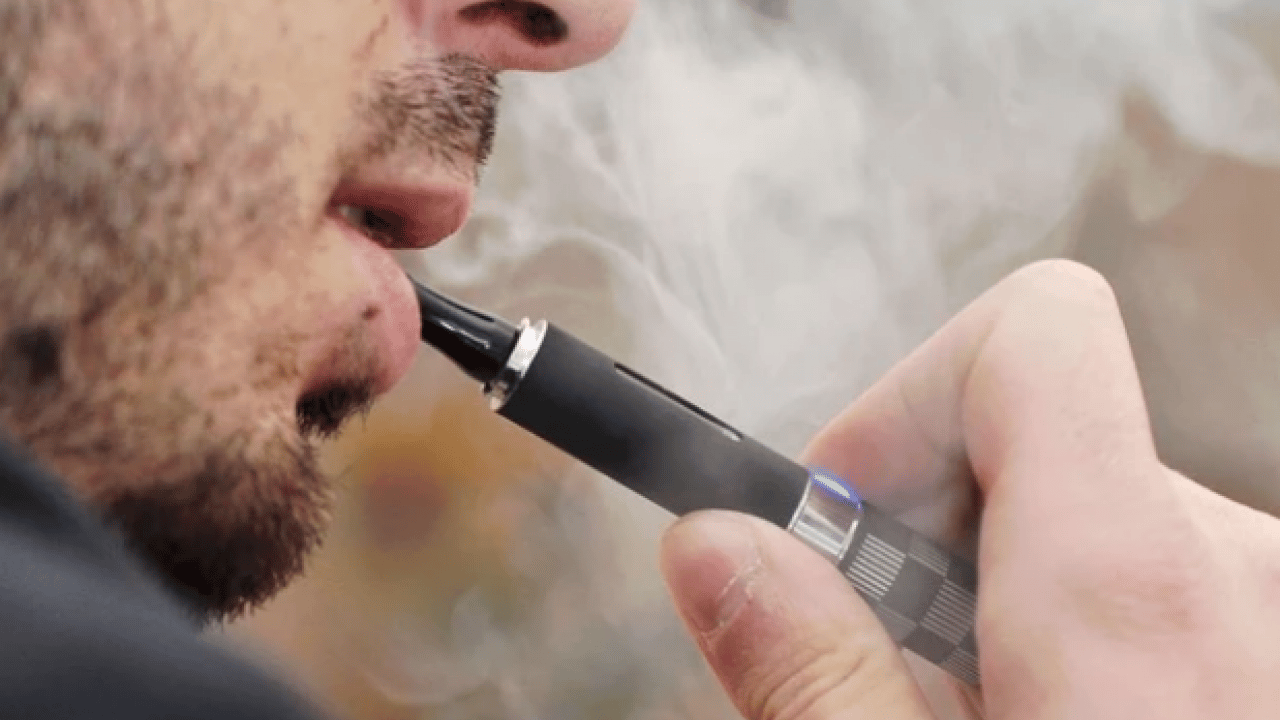 Foto - Çok konuşulacak detaylara aman dikkat artık! Tütün yanında halt yemiş...