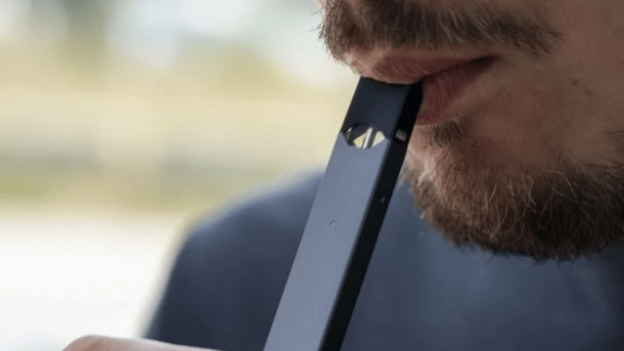 Foto - Çok konuşulacak detaylara aman dikkat artık! Tütün yanında halt yemiş...