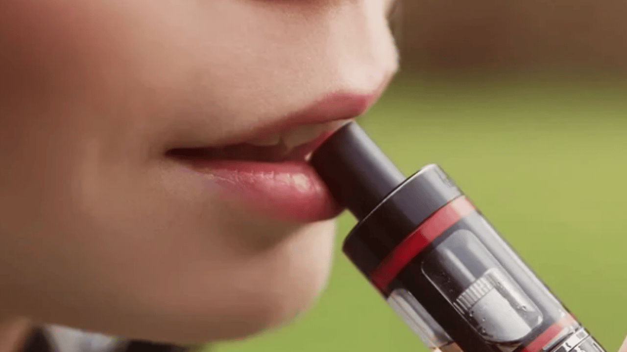 Foto - Çok konuşulacak detaylara aman dikkat artık! Tütün yanında halt yemiş...