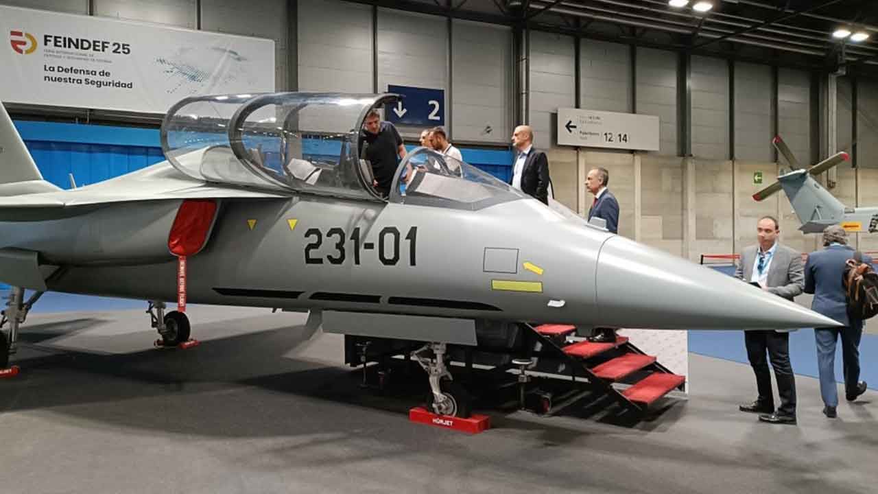 Foto - Çok konuşulacak gelişme: Türkiye'den Hürjet alacaklardı! İsmini değiştirmeye karar verdiler