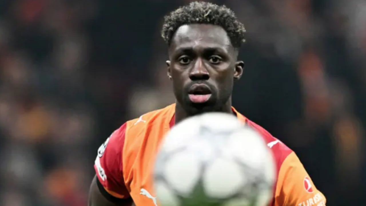 Çok konuşulacak karar: Davinson Sanchez'den Dursun Özbek'e bomba mesaj: Kesinlikle istemiyor