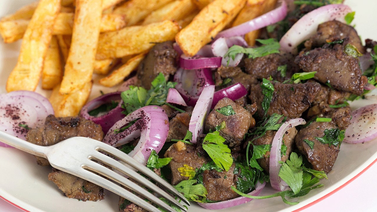 Foto - Türk mutfağının lezzeti kuzu ciğer tarifi müthiş: 5 dakikada! Demir içeriğine sahip! Yiyen istiyor, yemeyen bin pişman