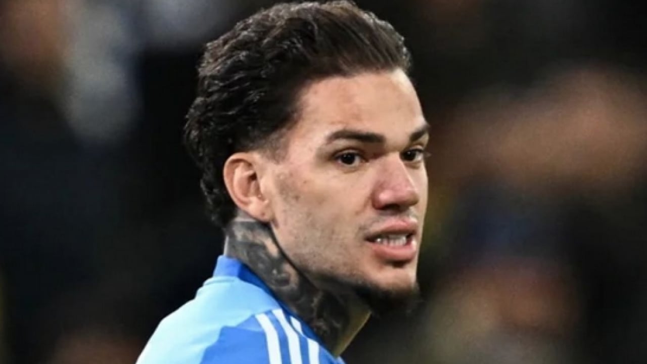Foto - Çok sayıda adayın ismi geçerken: Ederson giderse Fenerbahçe 15 milyon euro ödeyecek!