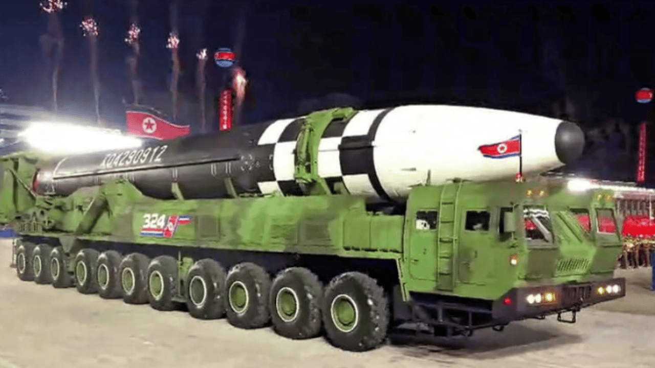 Foto - Güney Kore duyurdu: Kuzey Kore doğuya doğru balistik füze ateşledi!