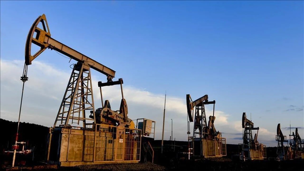 Foto - Çölün ortasında son 15 yılın en büyük doğalgaz ve petrol sahası keşfedildi: Her yerden fışkırıyor