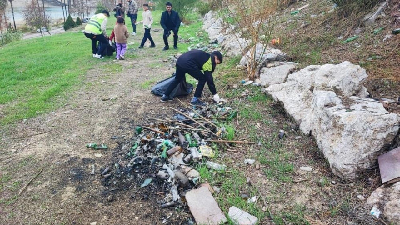 Foto - Çöp çamur çukur siyasetinin son örneği
