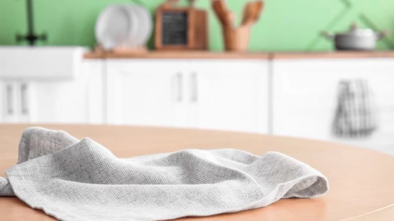 Foto - Çöpe atmak yerine bunu deneyin! Rengi solmuş salatalığı canlandırmanın doğal yolu