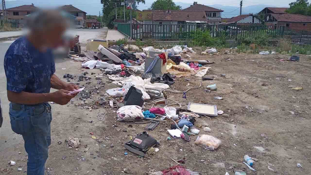 Foto - Çöpleri yola attı: Cezası anında kesildi