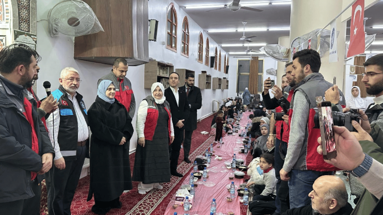 Foto - Çorum Belediyesi'nden Şam'da kardeşlik sofrası: Gönül köprüsü kuruldu...