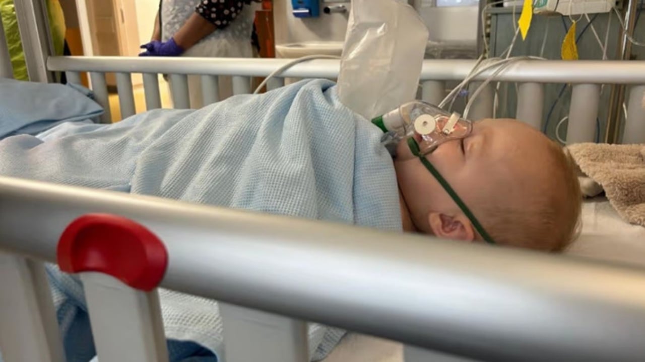 Covid, 17 aylık bebeği taşa çevirdi: Ağlarken bir anda dondu