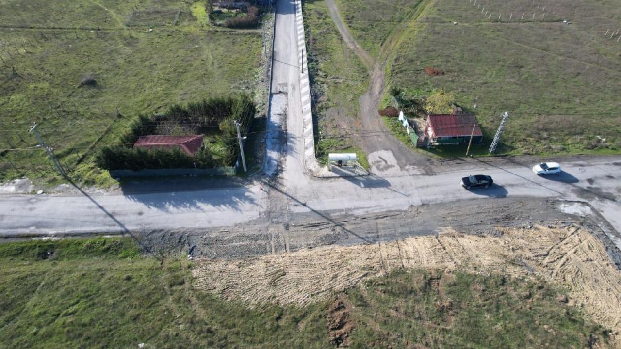 Foto - Çukur ve çamur tamam sıra çöpte!