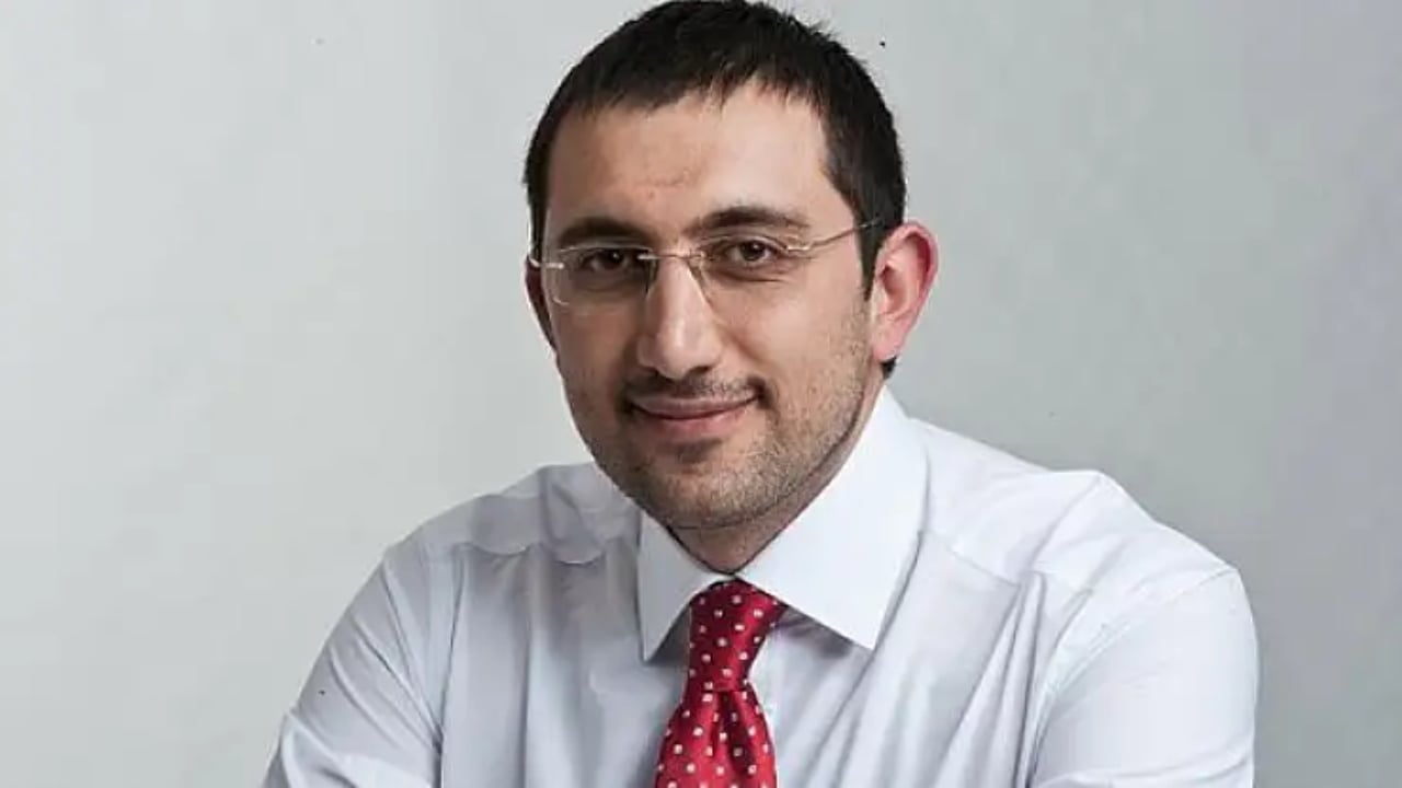 Foto - Cumhurbaşkanı Başdanışmanı’ndan Ahmet Davutoğlu’na tarihi ayar! Sittin sene kendine gelemez artık