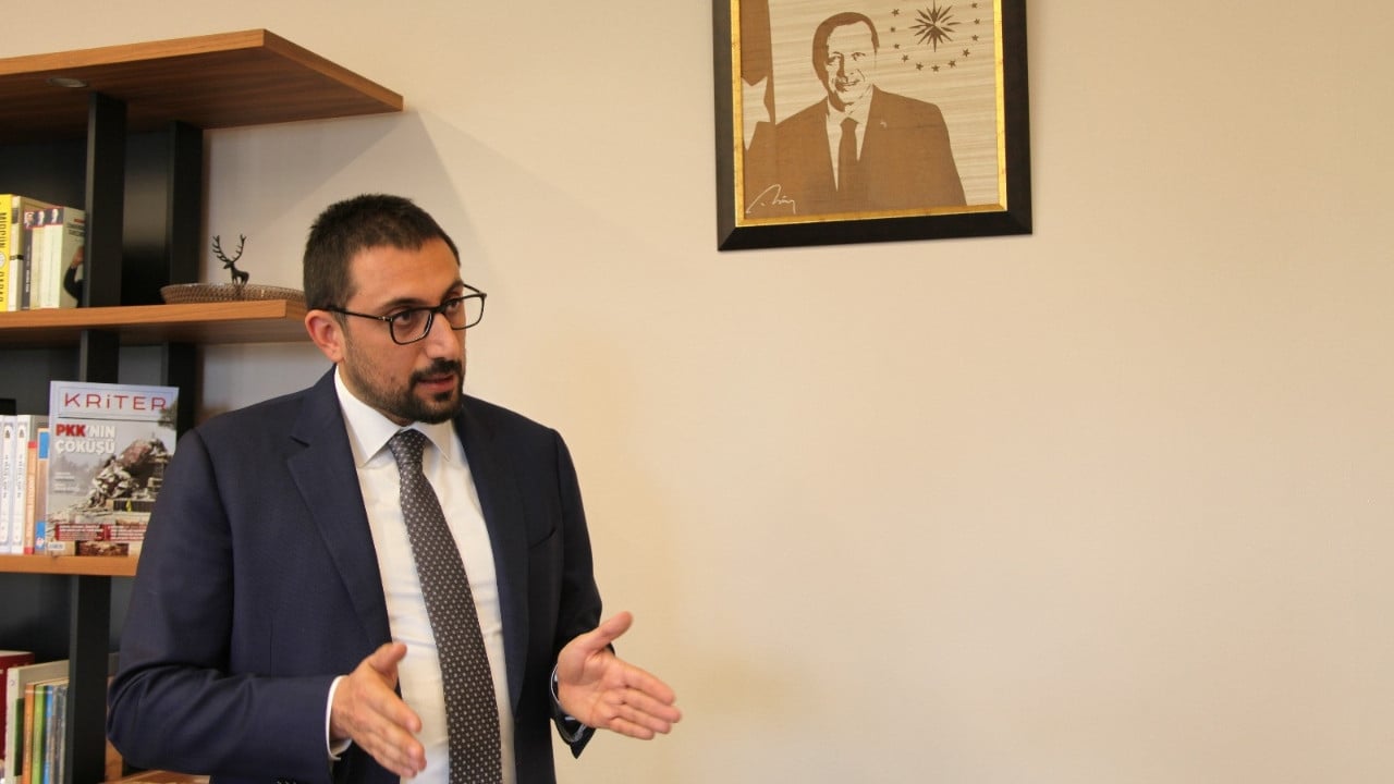 Foto - Cumhurbaşkanı Başdanışmanı’ndan Ahmet Davutoğlu’na tarihi ayar! Sittin sene kendine gelemez artık