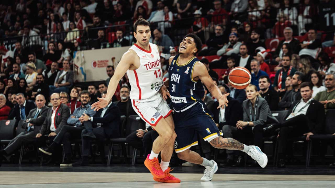 Foto - Cumhurbaşkanı Erdoğan, A Milli Basketbol Takımı’nı yalnız bırakmadı