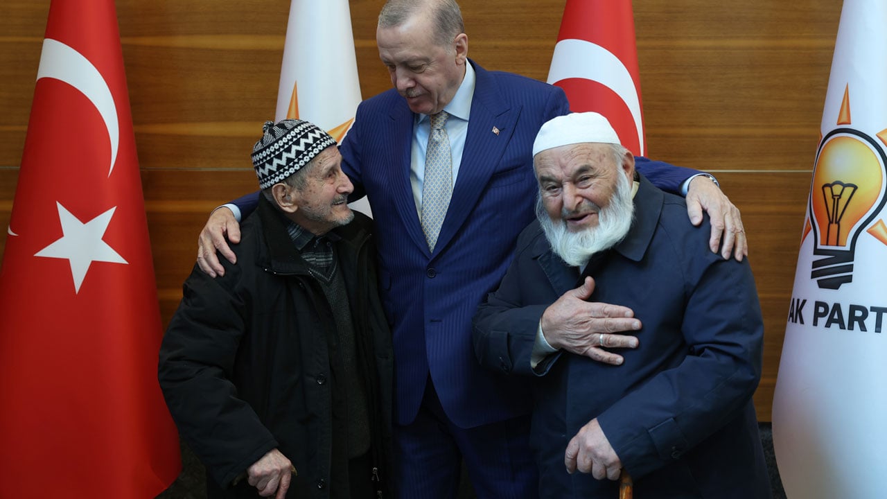 Foto - Cumhurbaşkanı Erdoğan asırlık çınarlara hediye etmişti: Asaletin simgesi yeniden Türkiye’nin gündeminde 