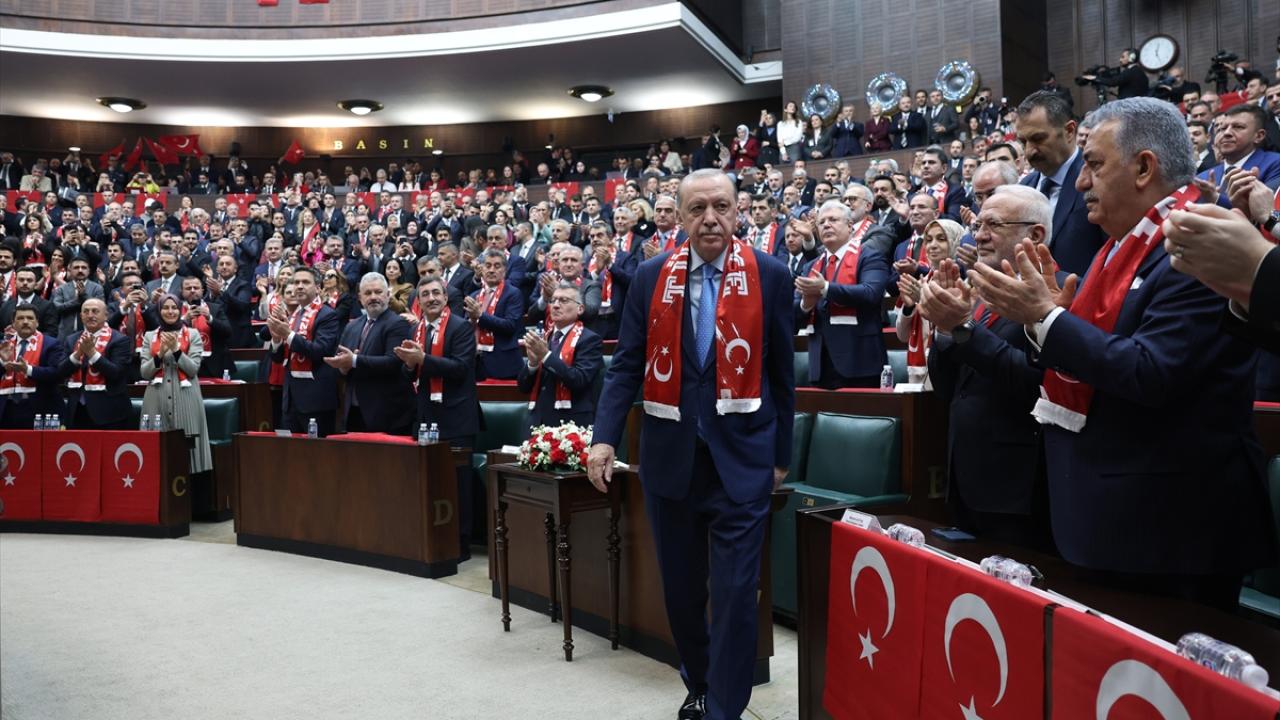 Foto - Cumhurbaşkanı Erdoğan, ay-yıldızlı atkı taktı