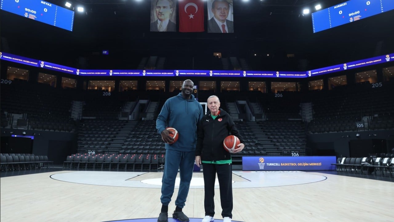 Foto - Cumhurbaşkanı Erdoğan, efsane basketbolcu Shaquille O'Neal ile basketbol oynadı