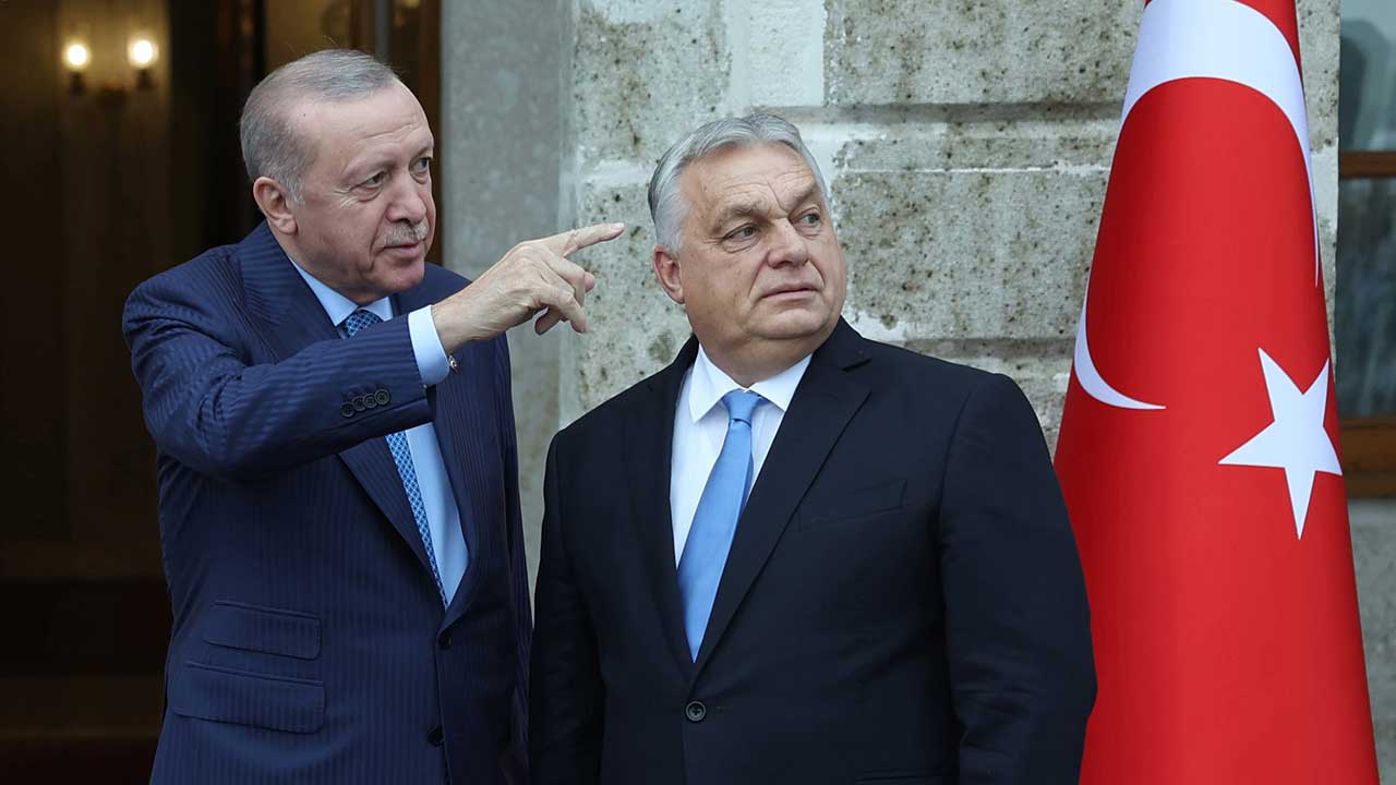 Foto - Cumhurbaşkanı Erdoğan, Orban'ı İstanbul'da resmi törenle karşıladı