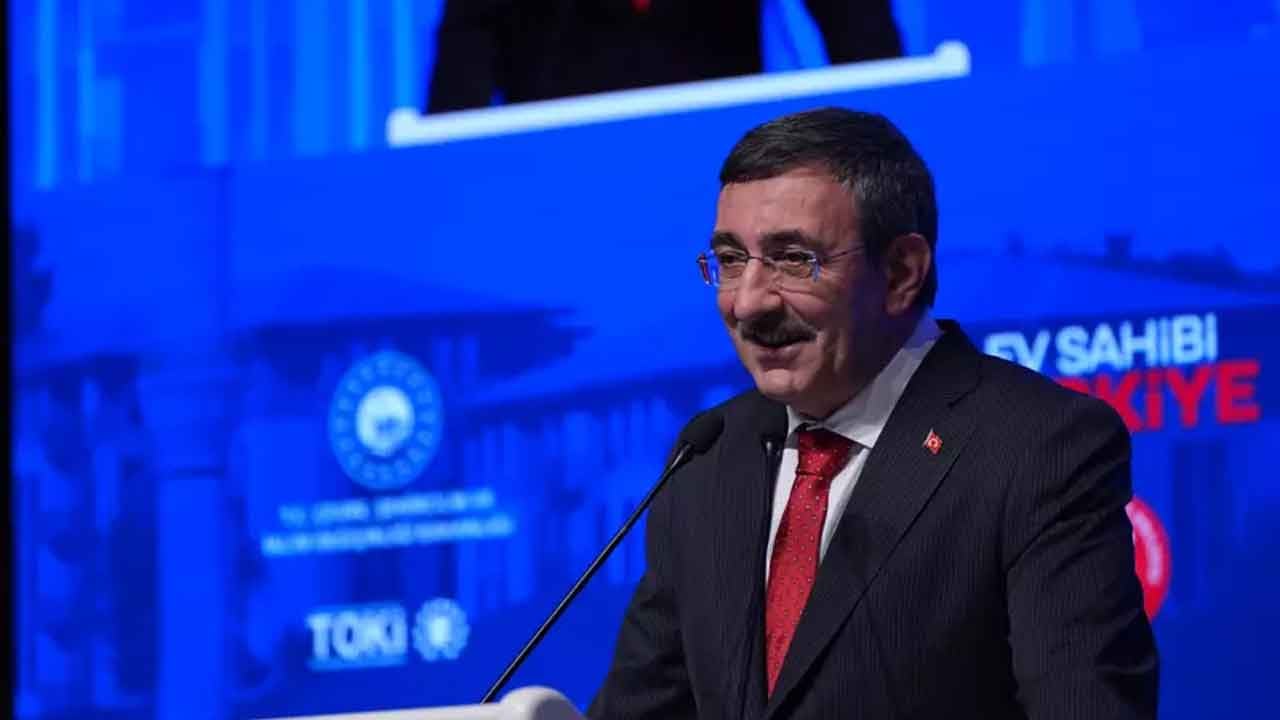 Foto - Cumhurbaşkanı Yardımcısı Cevdet Yılmaz'dan korkutan İzmir açıklaması