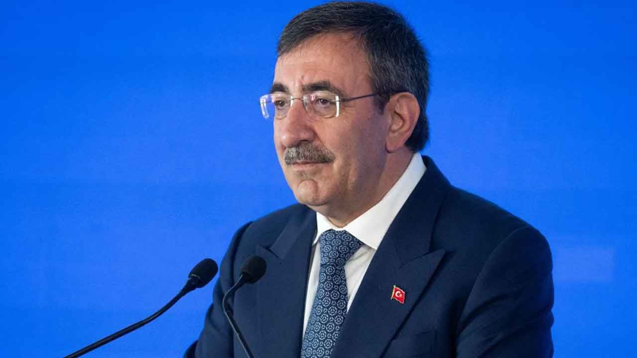 Foto - Cumhurbaşkanı Yardımcısı Cevdet Yılmaz'dan korkutan İzmir açıklaması