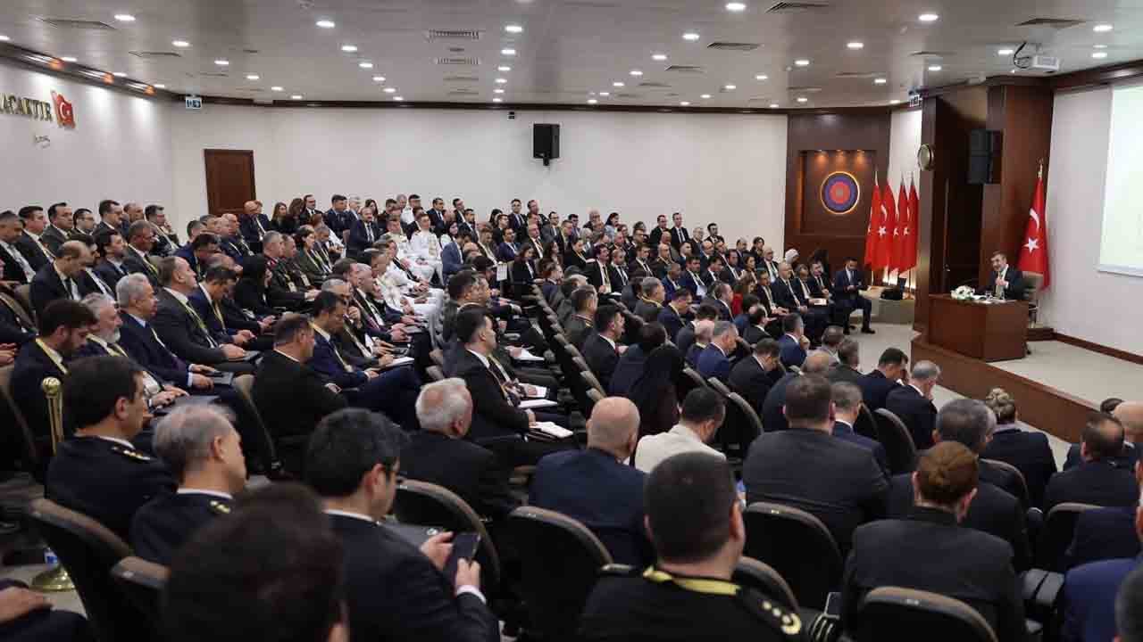 Foto - Cumhurbaşkanı Yardımcısı Yılmaz: Terörün faturası 2 trilyon dolar