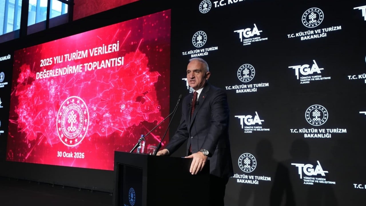 Foto - Cumhuriyet tarihinde bir ilk! Turizm geliri 65.2 milyar dolarla rekor seviyeye ulaştı