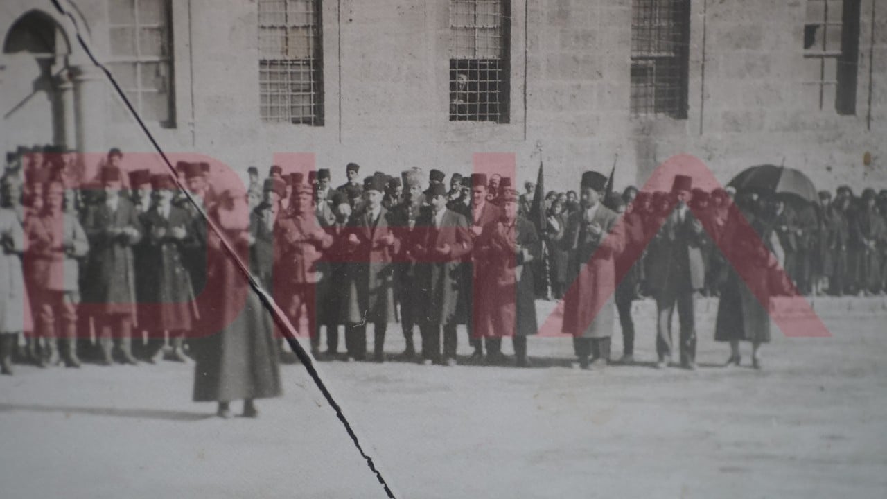 Foto - Cumhuriyet'in ilanı sonrası şükür duası