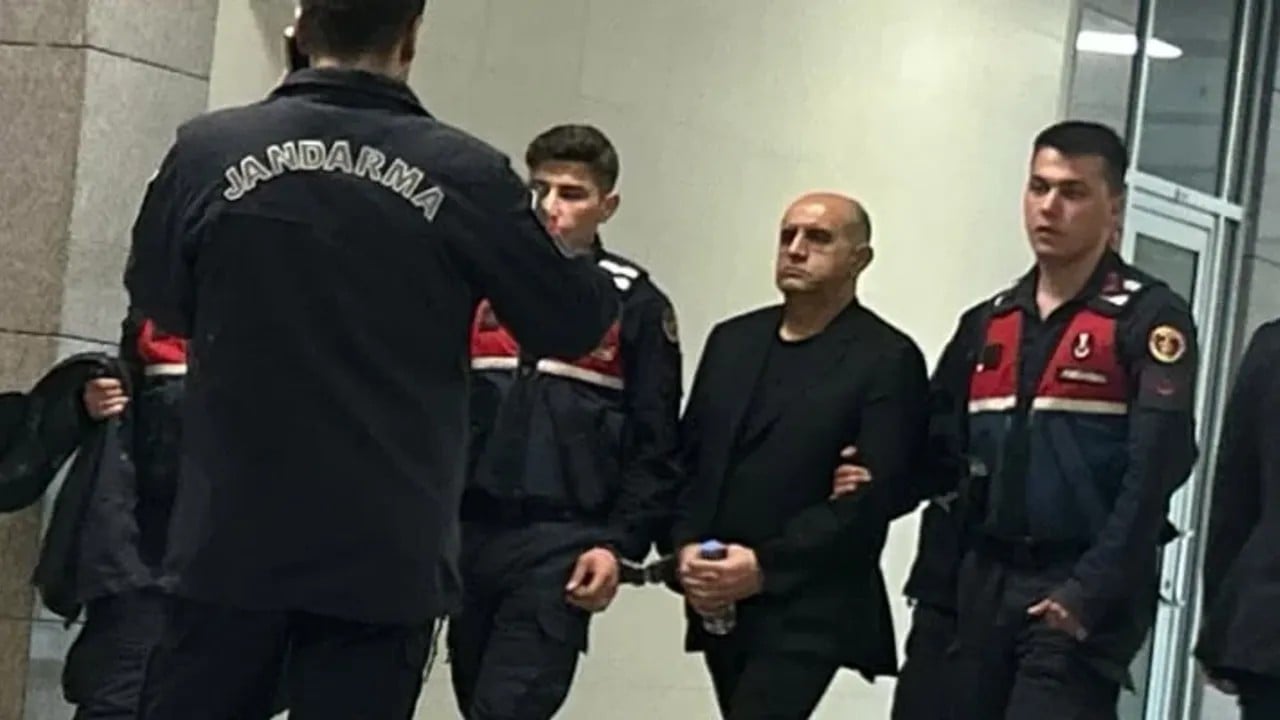 Foto - Cüneyt Özdemir fena patladı: Bütün kamuyu rüşvete boğmuşlar