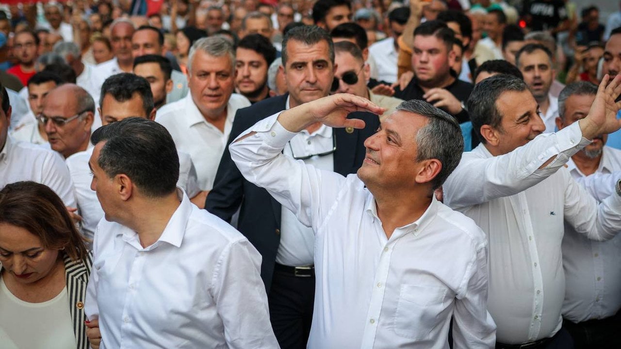 Foto - Daha dün bir, bugün iki ama... YENİ Parti’de büyük kriz: Apar topar karar alacaklar