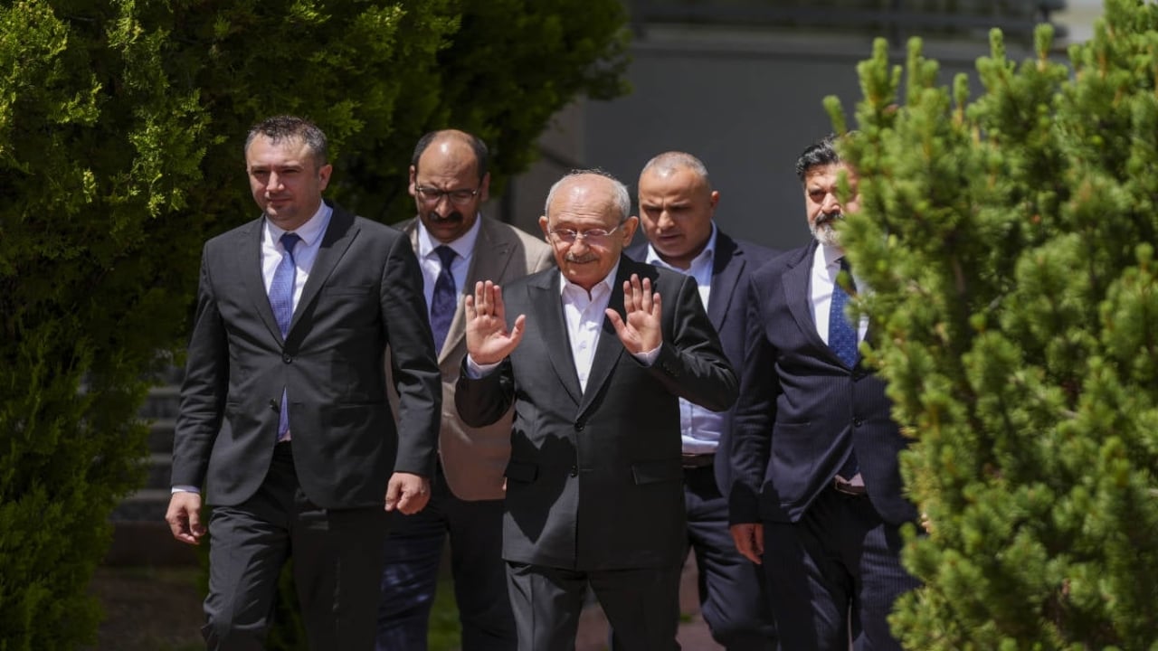 Foto - Daha koltuğa bile oturmadan Kılıçdaroğlu’na büyük şok! Kesin ihraç hamlesi şaşkına çevirdi