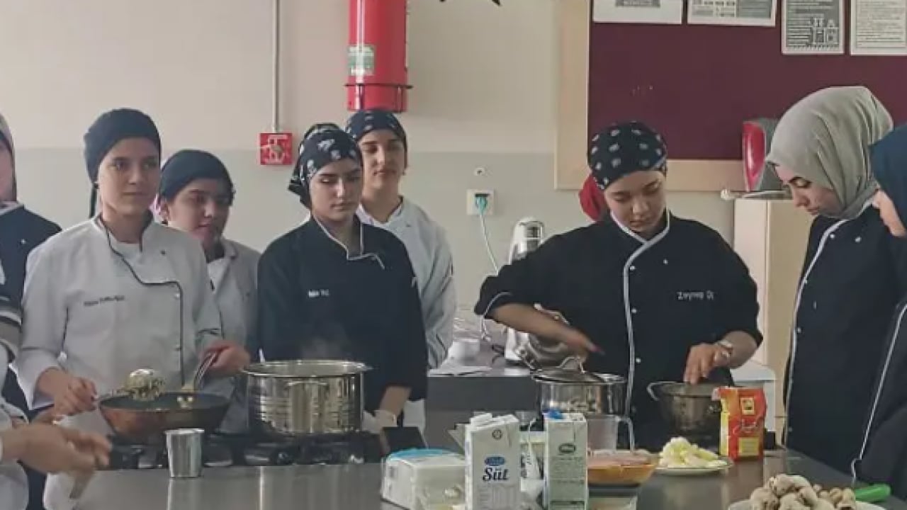 Foto - Daha meslek sahibi bile olmadılar: 9 ayda 40 milyon ciro yaptılar!