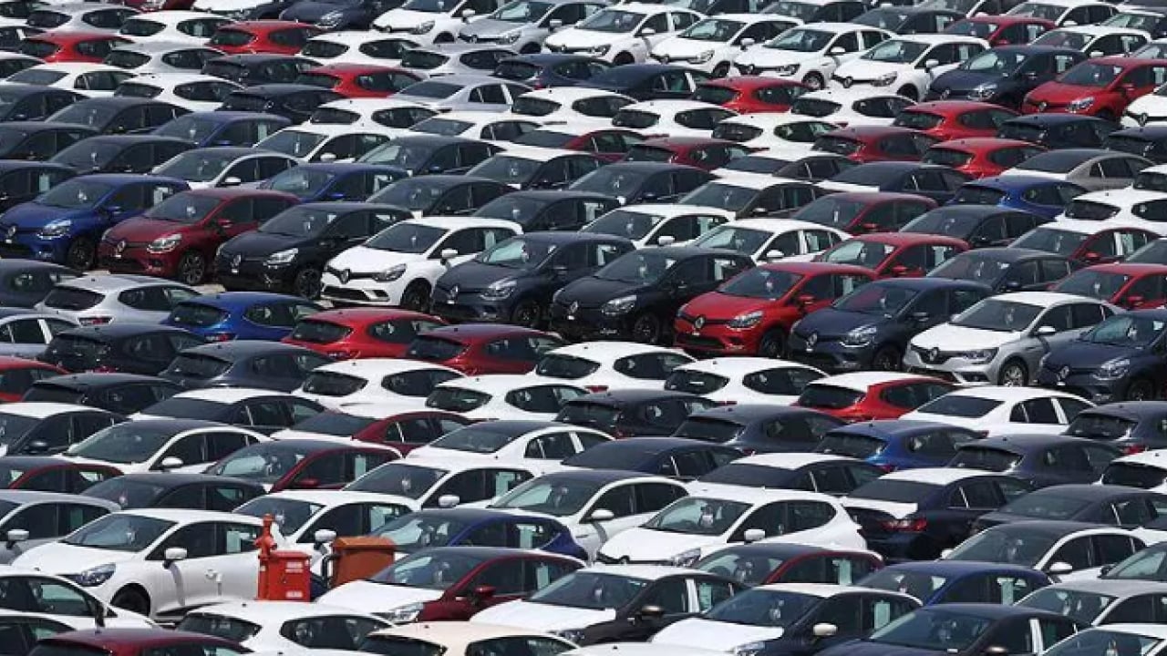 Foto - Daha önce böylesi yaşanmadı: Satacak araba kalmadı!