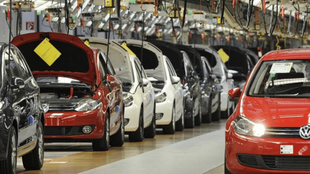 Foto - Daha önce böylesi yaşanmadı: Satacak araba kalmadı!