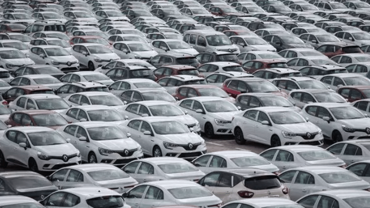 Foto - Daha önce böylesi yaşanmadı: Satacak araba kalmadı!