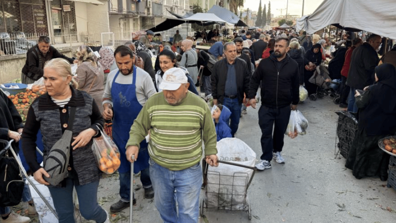 Foto - Dalında 3 lira, pazarda 5 lira! Kış aylarının vazgeçilmez tadı fiyatıyla yüzleri güldürdü