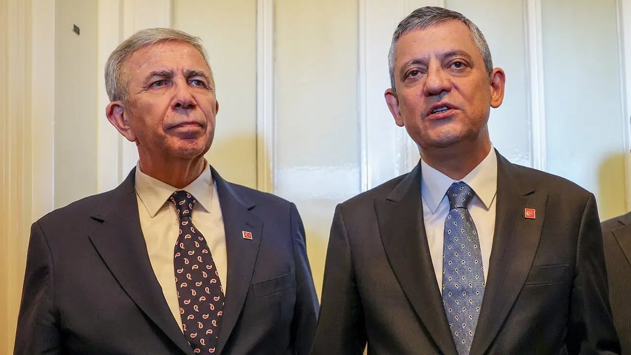 Foto - Darbe üstüne darbe yiyen Özgür Özel’e bir şok da Mansur Yavaş’tan! 5 belediye başkanı daha istifa edecek