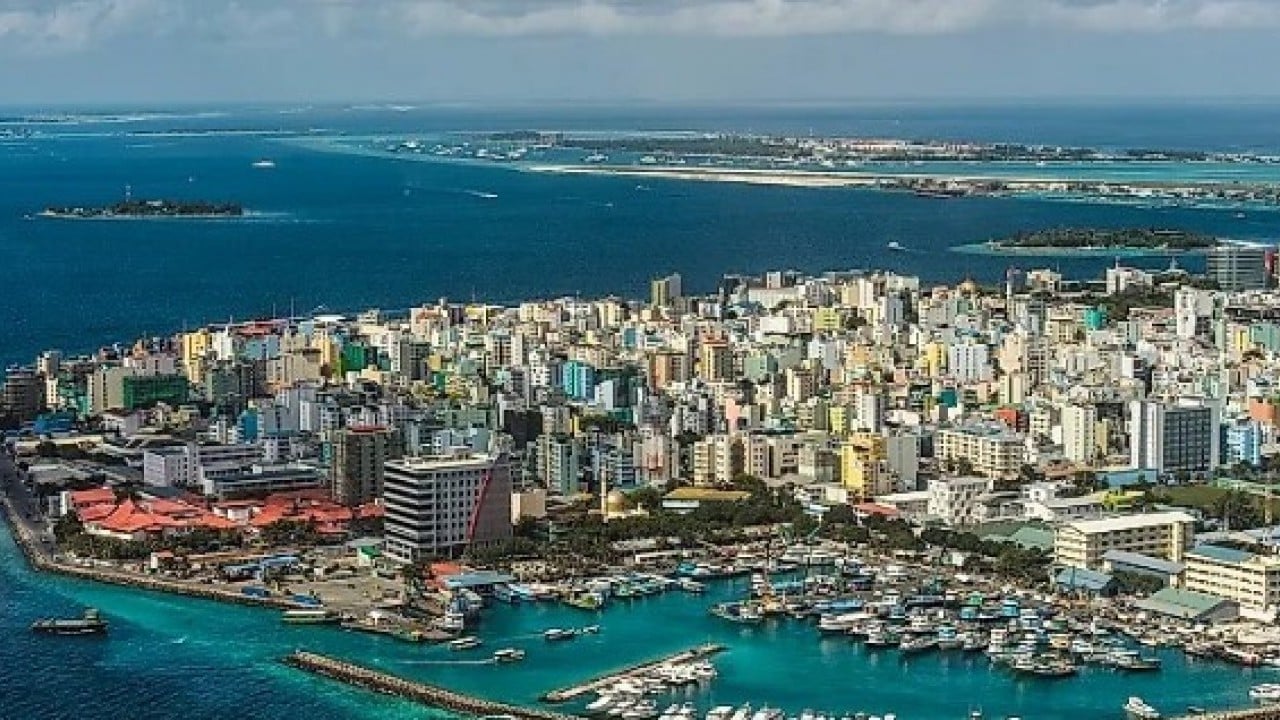 Darısı bizim başımıza: Nesiller boyu sigarayı yasakladılar!