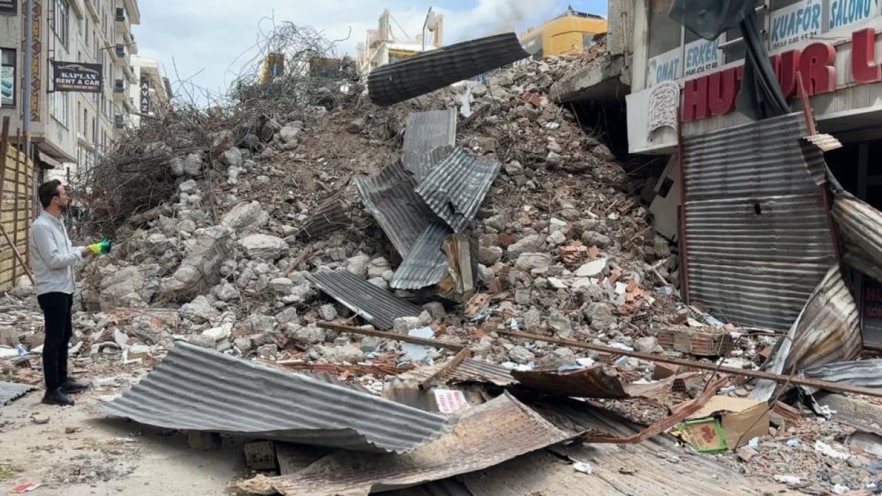 Foto - Dayanıksız yapılar yıkılıyor Yüksekova sil baştan yenileniyor