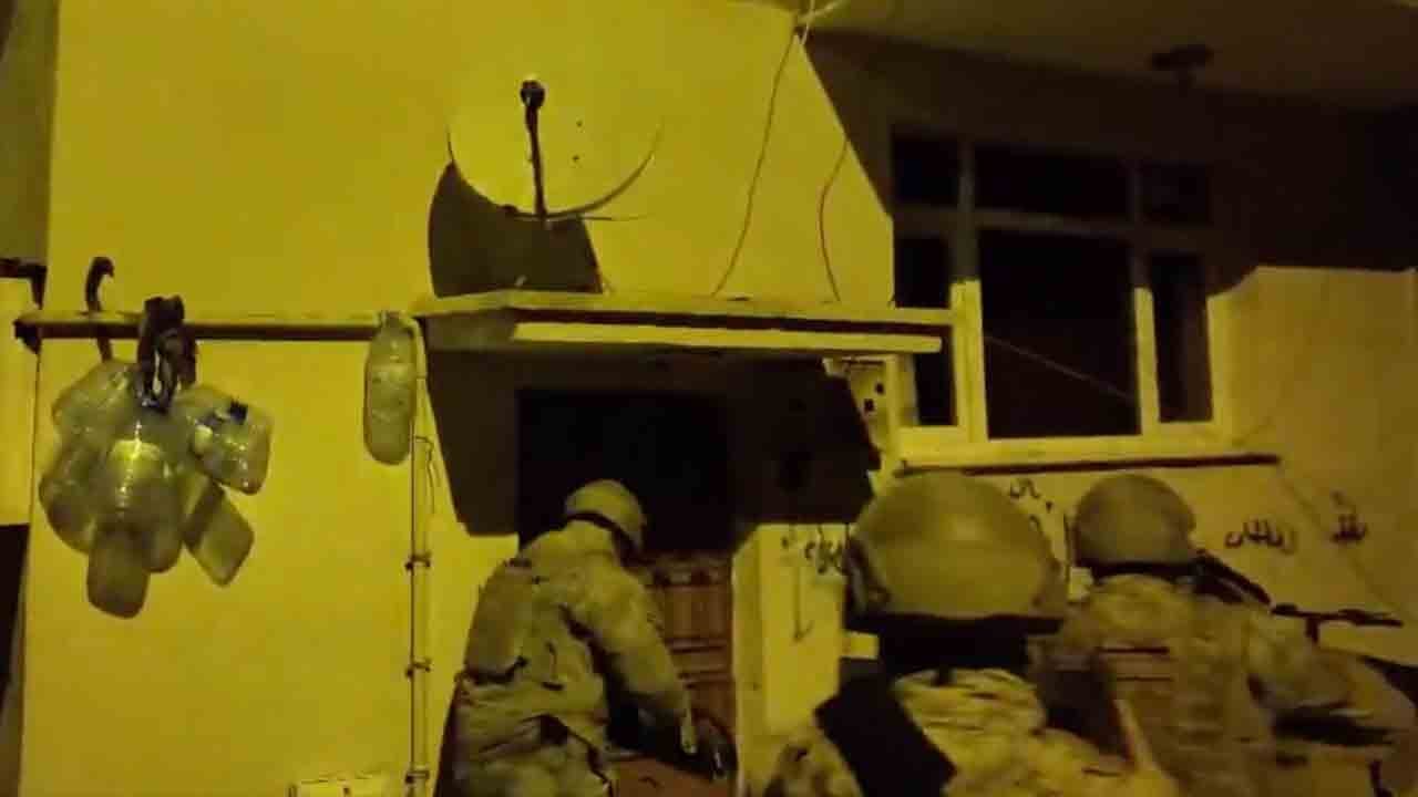 Foto - DEAŞ’a 24 ilde dev operasyon! 90 şüpheli yakalandı!
