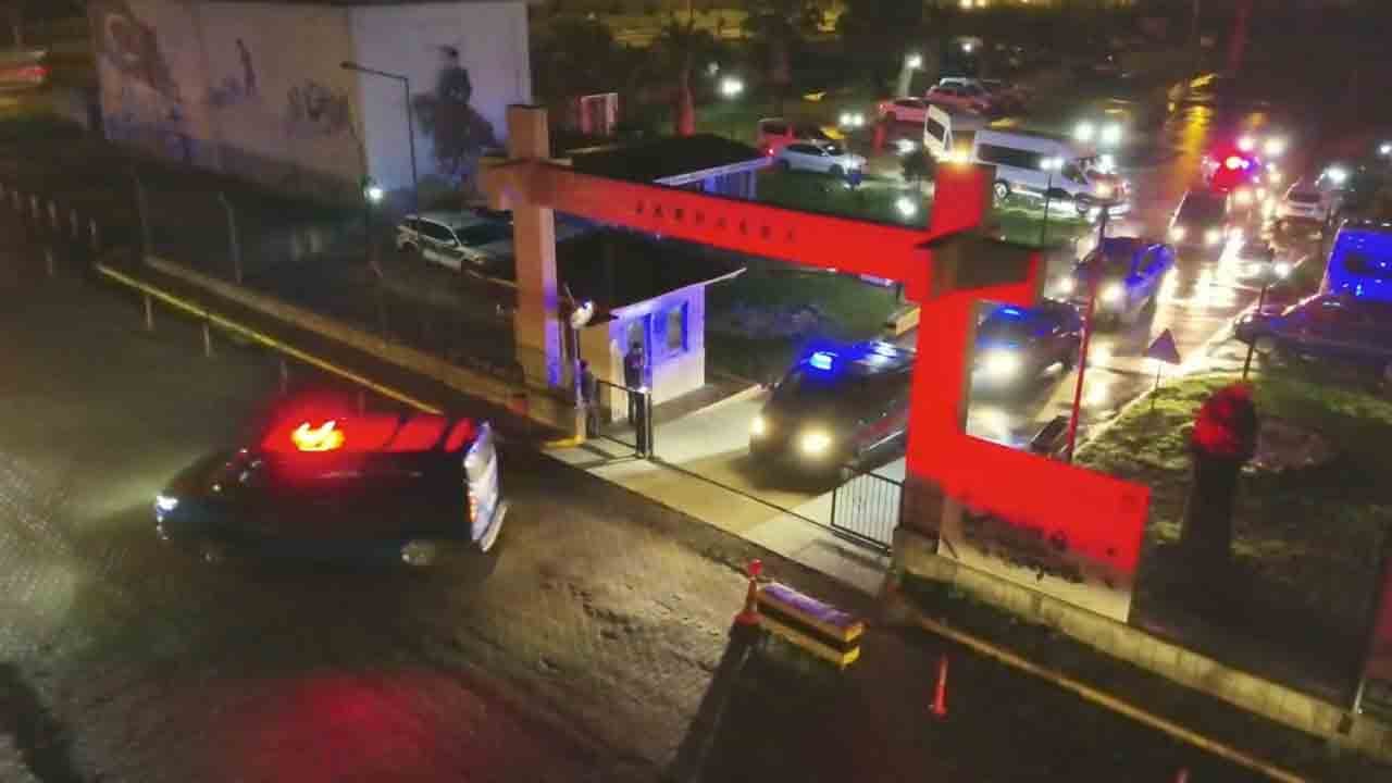 DEAŞ’a 24 ilde dev operasyon! 90 şüpheli yakalandı!