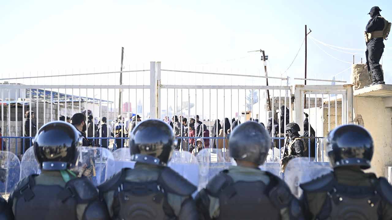 Foto - DEAŞ’lı teröristlerden SDG itirafı! ‘Saç ve bıyıklarından belliydi’