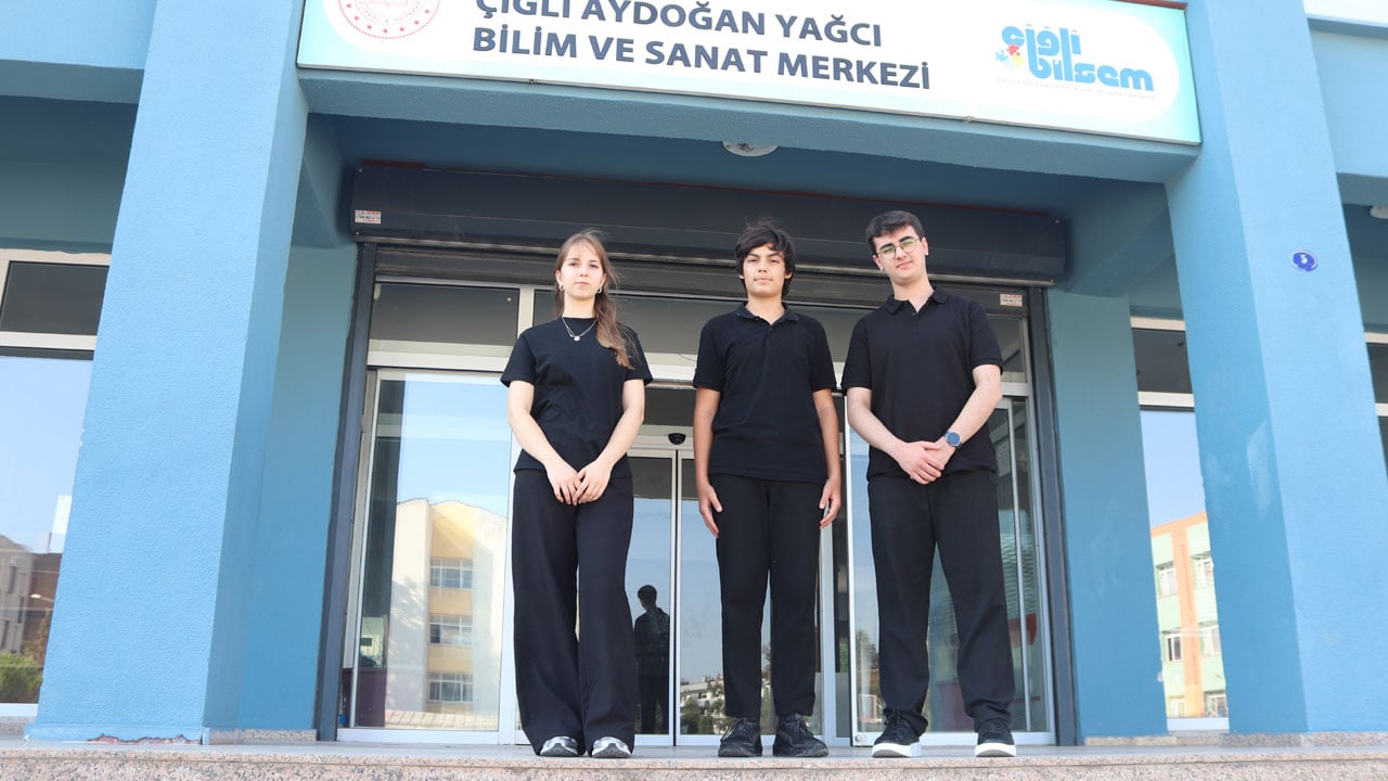 Foto - Dedesinin yaşadığı acı olaydan etkilendi! Yapay zeka destekli projeyle dünyada ikinci oldular